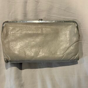 HOBO Metallic Cream Clutch